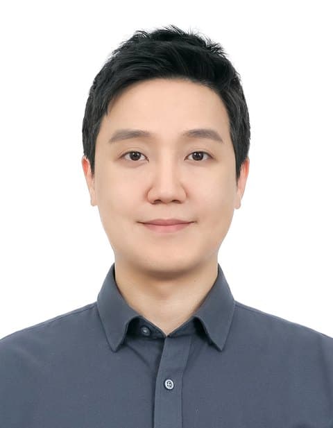 Yongjin Kim